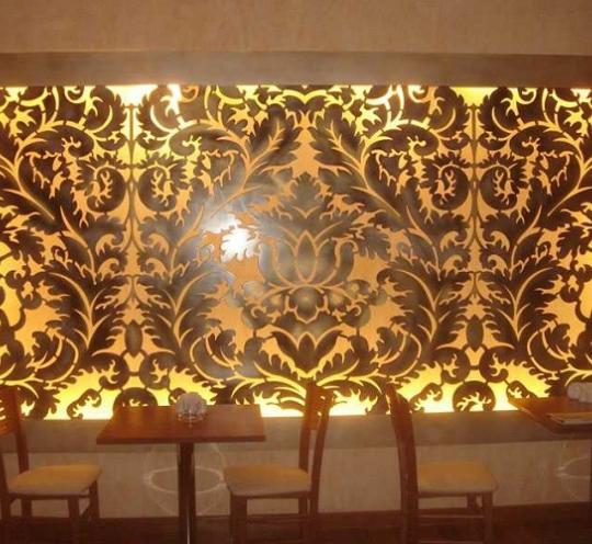 Шикарная роспись стен кафе